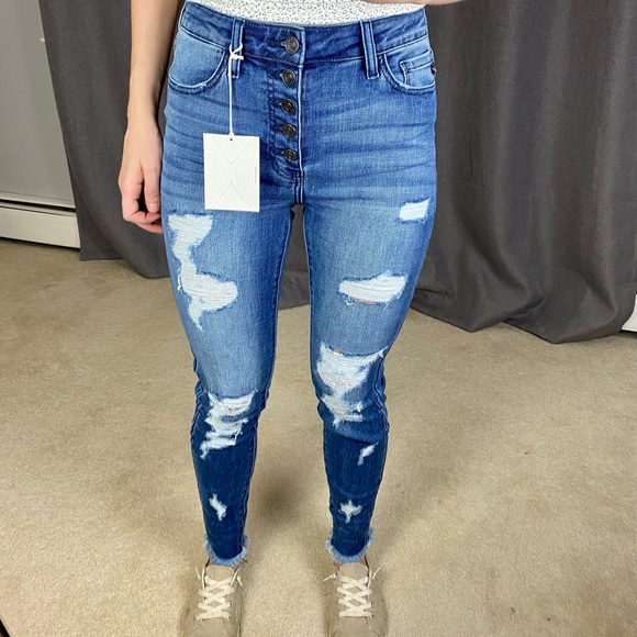 High Rise button down KanCan distressed skinny jeans - Picture 2 of 3